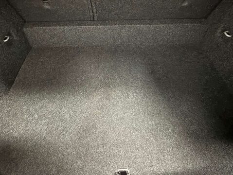 Volvo V40 2.0 V40 R-Design Pro D3 Auto 5dr 42