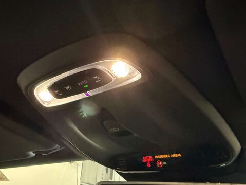 Volvo V40 2.0 V40 R-Design Pro D3 Auto 5dr 50