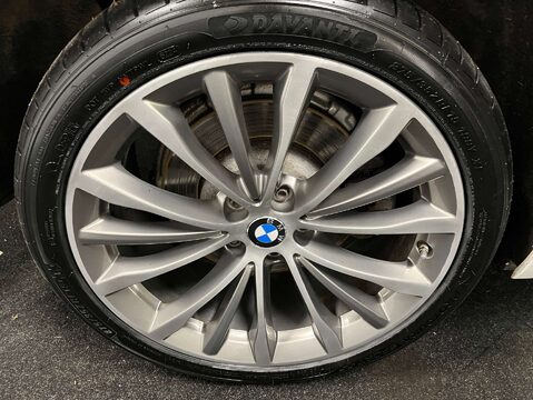 BMW 5 Series 2.0 520d SE Auto 5dr 36