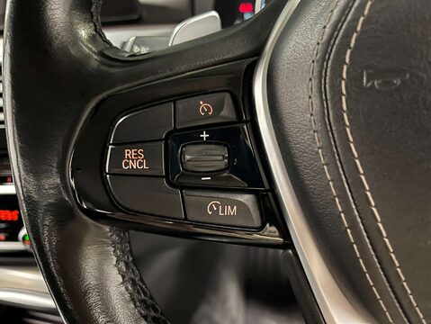 BMW 5 Series 2.0 520d SE Auto 5dr 19