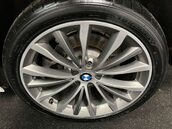 BMW 5 Series 2.0 520d SE Auto 5dr 41