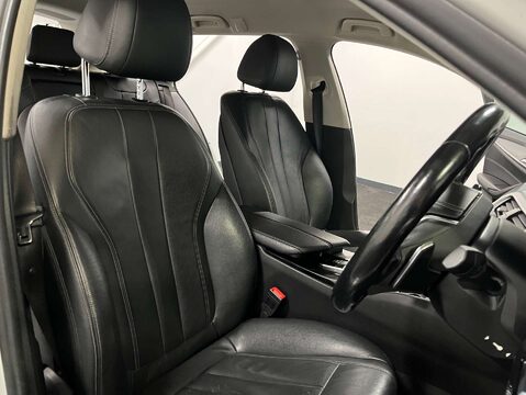 BMW 5 Series 2.0 520d SE Auto 5dr 13