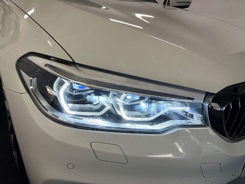 BMW 5 Series 2.0 520d SE Auto 5dr 54