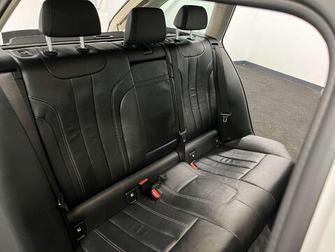 BMW 5 Series 2.0 520d SE Auto 5dr 31