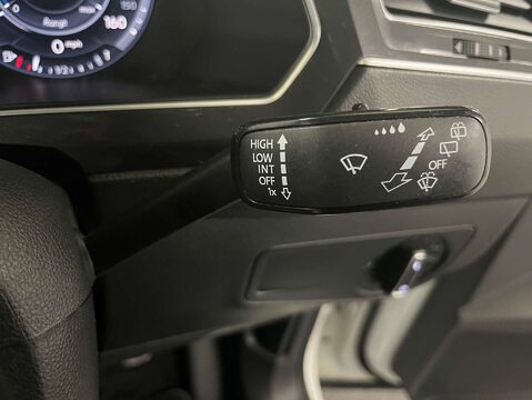 Volkswagen Tiguan 2.0 Tiguan R-Line TDI BlueMotion Technology 4Motion Semi-Auto 4WD 5dr 21