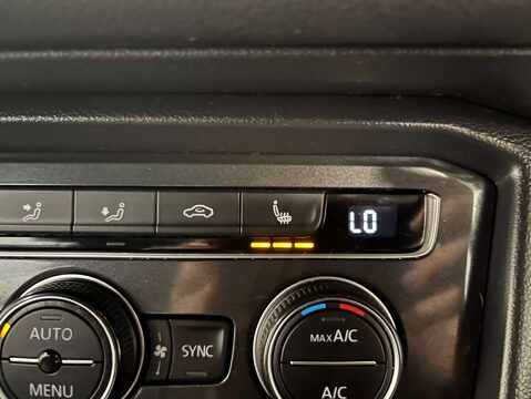 Volkswagen Tiguan 2.0 Tiguan R-Line TDI BlueMotion Technology 4Motion Semi-Auto 4WD 5dr 25