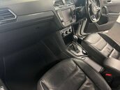 Volkswagen Tiguan 2.0 Tiguan R-Line TDI BlueMotion Technology 4Motion Semi-Auto 4WD 5dr 48