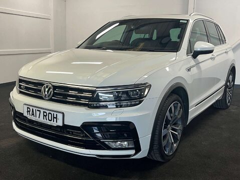 Volkswagen Tiguan 2.0 Tiguan R-Line TDI BlueMotion Technology 4Motion Semi-Auto 4WD 5dr 1