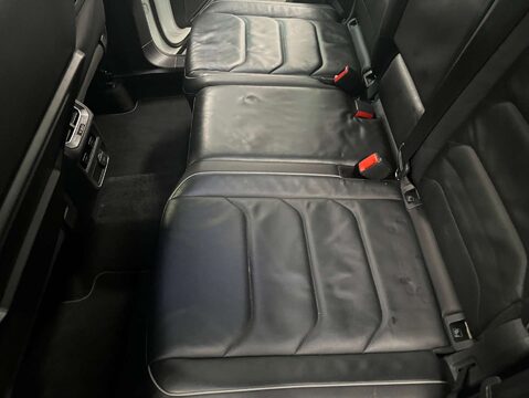 Volkswagen Tiguan 2.0 Tiguan R-Line TDI BlueMotion Technology 4Motion Semi-Auto 4WD 5dr 42