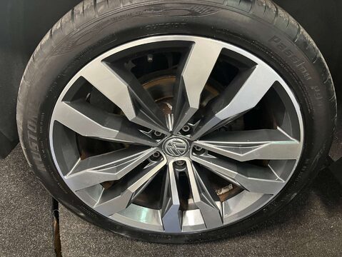 Volkswagen Tiguan 2.0 Tiguan R-Line TDI BlueMotion Technology 4Motion Semi-Auto 4WD 5dr 33