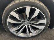 Volkswagen Tiguan 2.0 Tiguan R-Line TDI BlueMotion Technology 4Motion Semi-Auto 4WD 5dr 9
