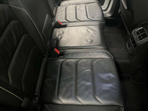 Volkswagen Tiguan 2.0 Tiguan R-Line TDI BlueMotion Technology 4Motion Semi-Auto 4WD 5dr 31