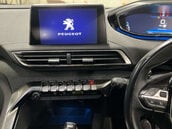 Peugeot 3008 1.2 3008 Allure PureTech S/S Auto 5dr 9
