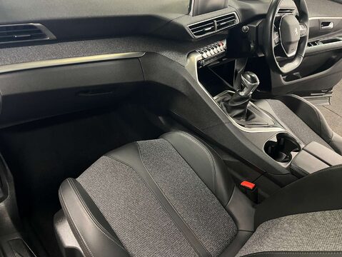 Peugeot 3008 1.2 3008 Allure PureTech S/S 5dr 49