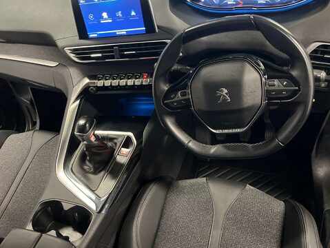 Peugeot 3008 1.2 3008 Allure PureTech S/S 5dr 17