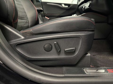 Ford Kuga 2.5 Kuga ST-Line PHEV CVT 5dr 10