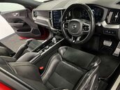 Volvo XC60 2.0 XC60 R-Design T8 PHEV AWD Auto 4WD 5dr 15