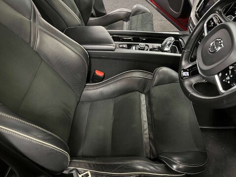 Volvo XC60 2.0 XC60 R-Design T8 PHEV AWD Auto 4WD 5dr 13