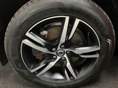 Volvo XC60 2.0 XC60 R-Design T8 PHEV AWD Auto 4WD 5dr 51