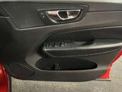 Volvo XC60 2.0 XC60 R-Design T8 PHEV AWD Auto 4WD 5dr 16