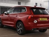 Volvo XC60 2.0 XC60 R-Design T8 PHEV AWD Auto 4WD 5dr 3