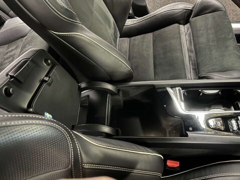 Volvo XC60 2.0 XC60 R-Design T8 PHEV AWD Auto 4WD 5dr 28