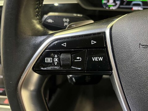 Audi E-Tron e-tron Technik 50 Quattro 4WD 5dr 19
