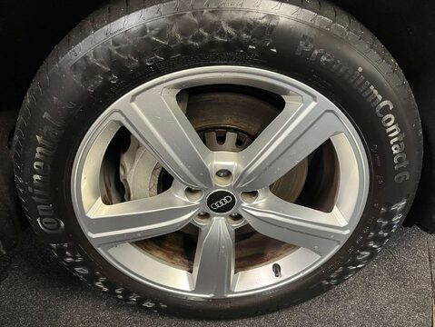 Audi E-Tron e-tron Technik 50 Quattro 4WD 5dr 10