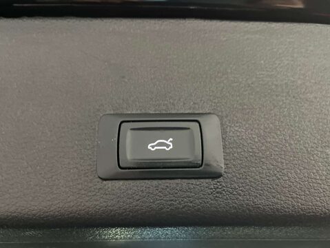 Audi E-Tron e-tron Technik 50 Quattro 4WD 5dr 42