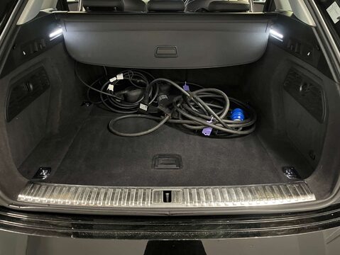 Audi E-Tron e-tron Technik 50 Quattro 4WD 5dr 39