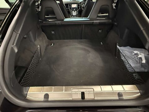 Porsche Panamera 3.6 Panamera V6 4 Semi-Auto 4WD 5dr 44