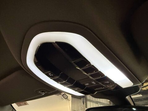 Porsche Panamera 3.6 Panamera V6 4 Semi-Auto 4WD 5dr 46