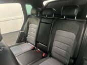 Volkswagen Tiguan 2.0 Tiguan R-Line TDI 4Motion DSG 4WD 5dr 41