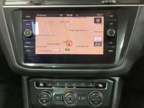 Volkswagen Tiguan 2.0 Tiguan R-Line TDI 4Motion Semi-Auto 4WD 5dr 9