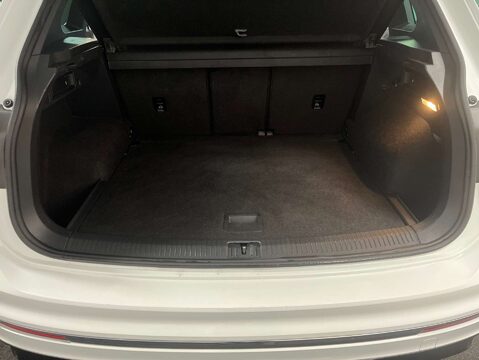 Volkswagen Tiguan 2.0 Tiguan R-Line TDI 4Motion DSG 4WD 5dr 36