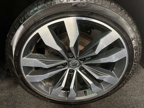 Volkswagen Tiguan 2.0 Tiguan R-Line TDI 4Motion DSG 4WD 5dr 39