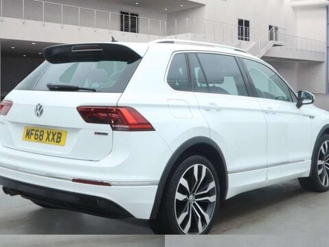 Volkswagen Tiguan 2.0 Tiguan R-Line TDI 4Motion Semi-Auto 4WD 5dr 4