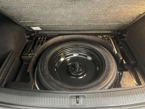 Volkswagen Tiguan 2.0 Tiguan R-Line TDI 4Motion DSG 4WD 5dr 38