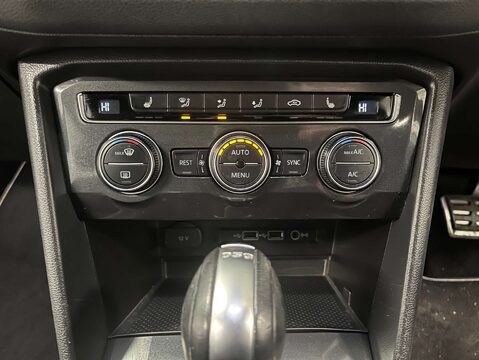 Volkswagen Tiguan 2.0 Tiguan R-Line TSi BlueMotion Technology 4Motion DSG 4WD 5dr 23