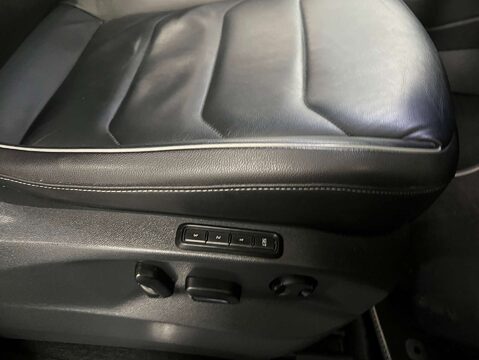 Volkswagen Tiguan 2.0 Tiguan R-Line TSi BlueMotion Technology 4Motion DSG 4WD 5dr 14