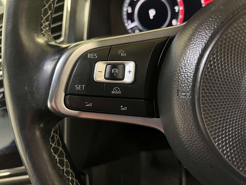 Volkswagen Tiguan 2.0 Tiguan R-Line TSi BlueMotion Technology 4Motion DSG 4WD 5dr 19