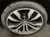 Volkswagen Tiguan 2.0 Tiguan R-Line TSi BlueMotion Technology 4Motion DSG 4WD 5dr 40