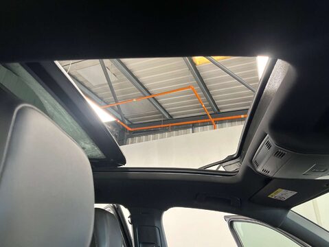 Volkswagen Tiguan 2.0 Tiguan R-Line TSi BlueMotion Technology 4Motion DSG 4WD 5dr 53