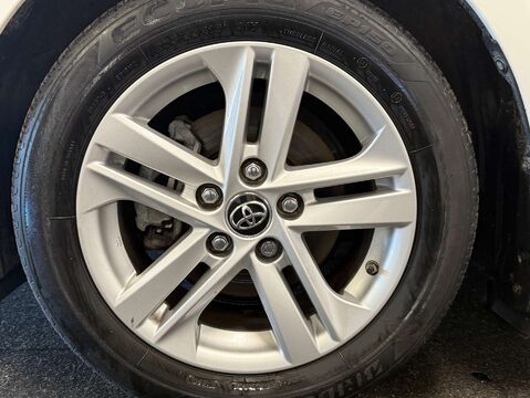 Toyota Corolla 1.8 Corolla Icon Tech VVTi HEV CVT 5dr 45