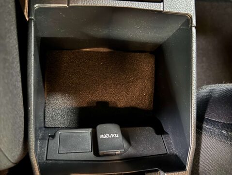 Toyota Corolla 1.8 Corolla Icon Tech VVTi HEV CVT 5dr 27