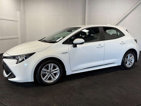 Toyota Corolla 1.8 Corolla Icon Tech VVTi HEV CVT 5dr 2