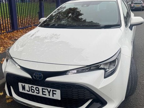 Toyota Corolla 1.8 Corolla Icon Tech VVTi HEV CVT 5dr