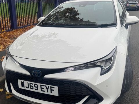 Toyota Corolla 1.8 Corolla Icon Tech VVTi HEV CVT 5dr 1