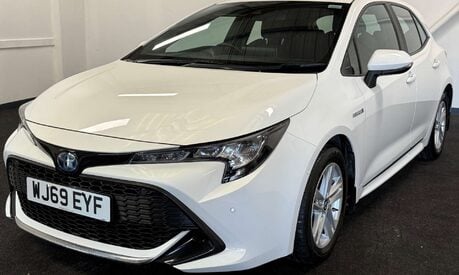 Toyota Corolla 1.8 Corolla Icon Tech VVTi HEV CVT 5dr