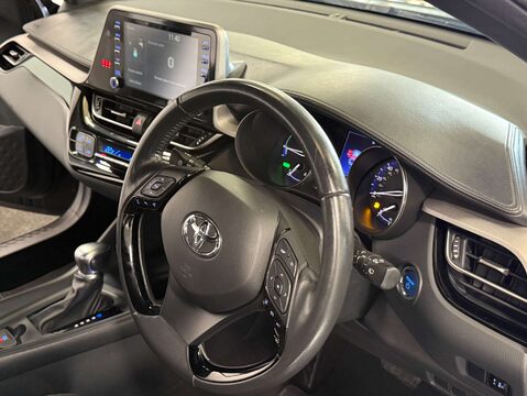 Toyota C-HR 1.8 C-HR Icon HEV CVT 5dr 32